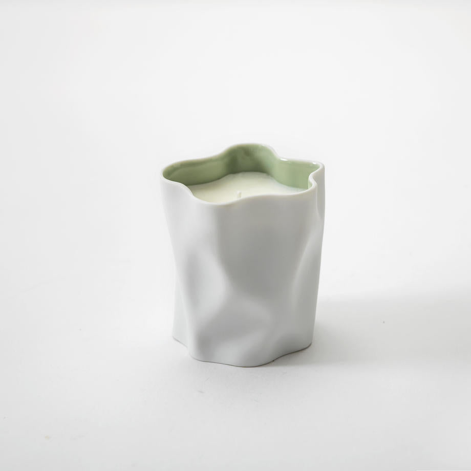 Yuki Crinkle Candle 180g