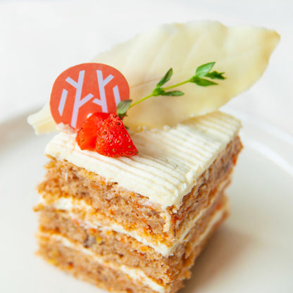 Walnut Carrot Cake (15cm)